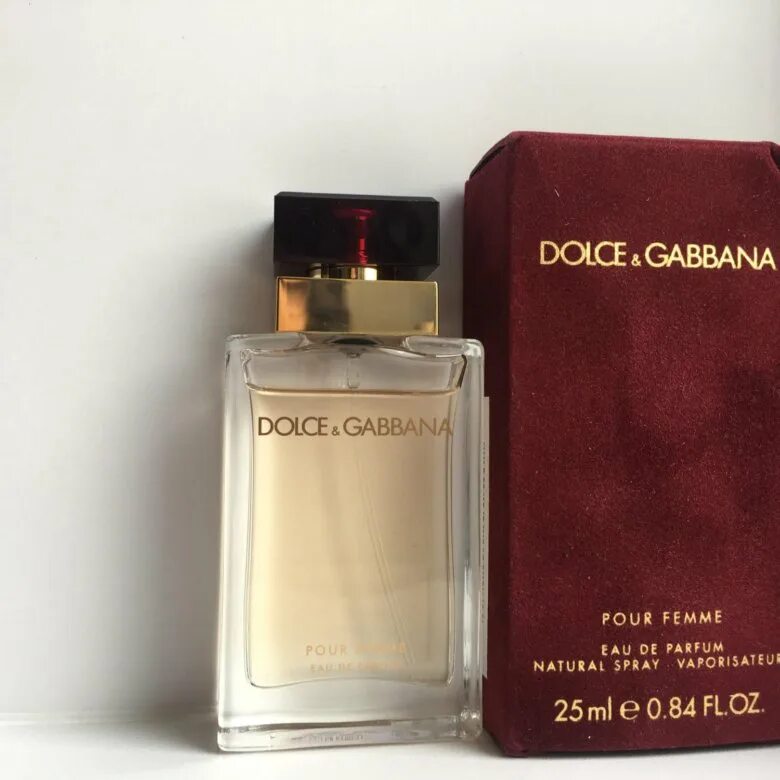 Дольче габбана pour. Духи Dolce Gabbana pour femme. Дольче Габбана Фемме. Dolce&Gabbana pour femme (2012). Дольче Габбана Пур Фам.
