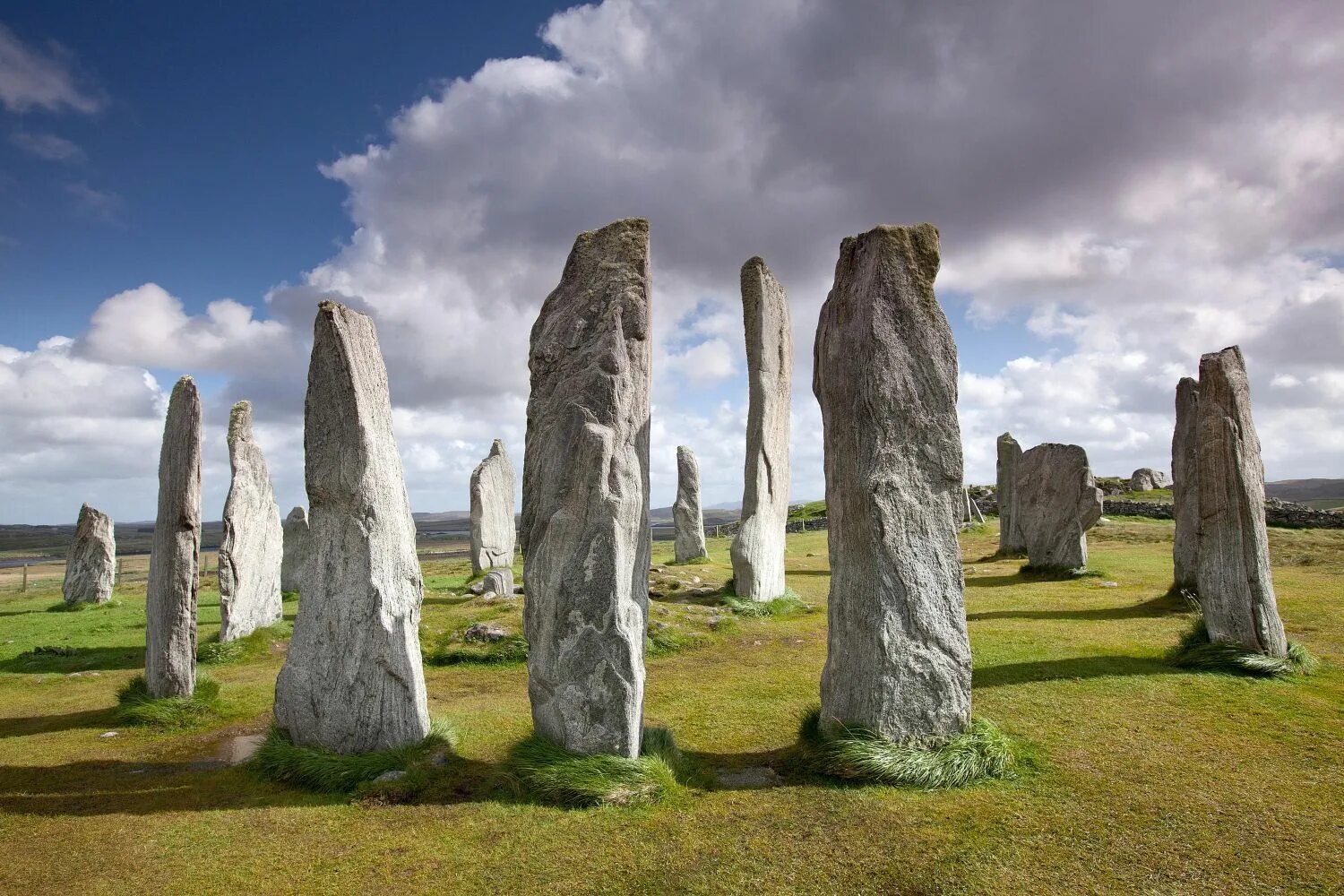 Калланиш Шотландия. Callanish Stones. Callanish standing Stones. Камни в Шотландии.