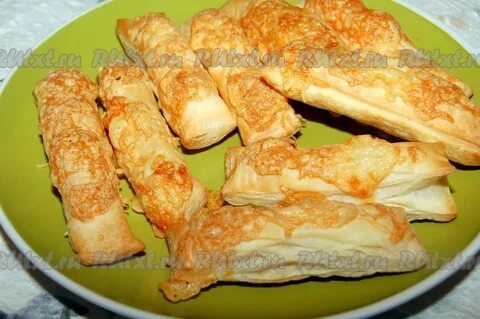 Готовим слойки с сыром