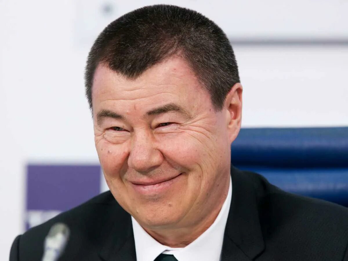 Кабаев отец. Отец алины кабаевой.