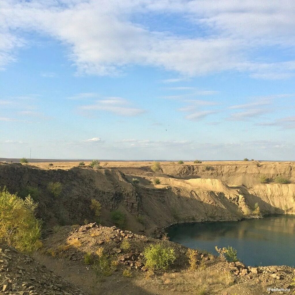 Каньон в каменске шахтинском. Каньон долгий каменец шахтинский. Каньон в каменске шахтинском. Длинный карьер ростовская область. Долгий каньон каменск-шахтинский.