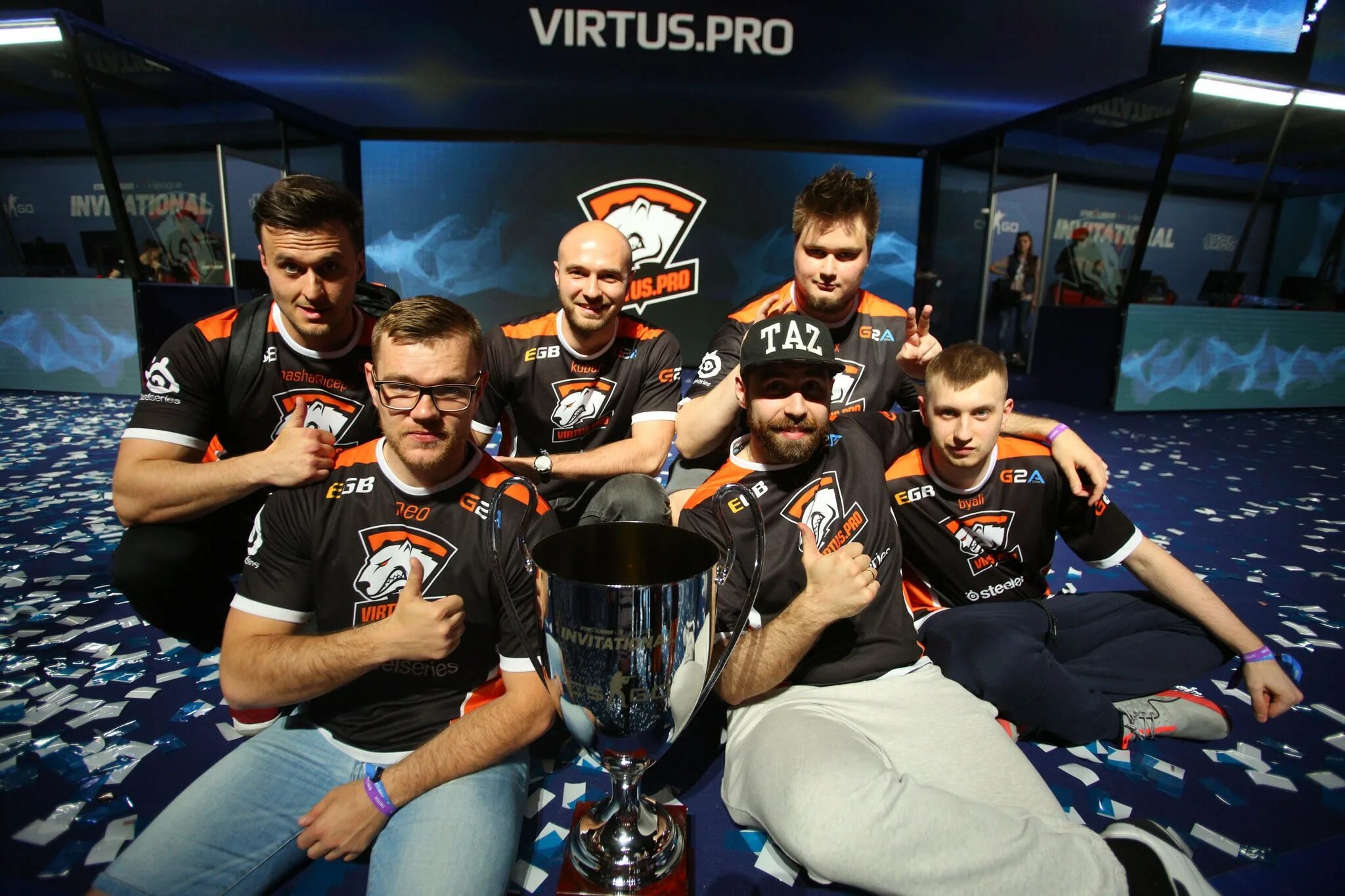 Вп х. КС го Virtus Pro. Команда Virtus Pro. Команда Virtus Pro CS go. Киберспорт Virtus Pro.