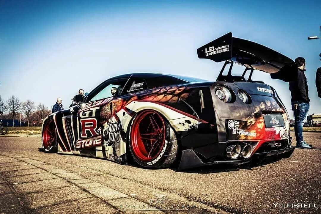 Дрифт очень крутой. Nissan skyline gtr r35 drift. ниссан скайлайн r35 gtr дрифт. nissan gt-r (r35) корч. r35 gtr корч.
