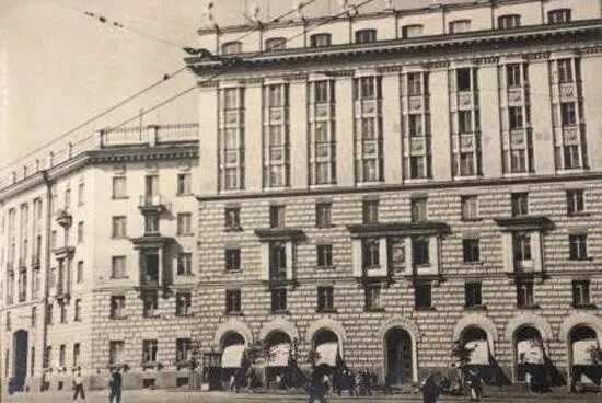 16/13. Суворовский проспект, дом 67. Суворовский проспект 56 санкт-петербург. Суворовский проспект 58. Суворовский проспект 61.