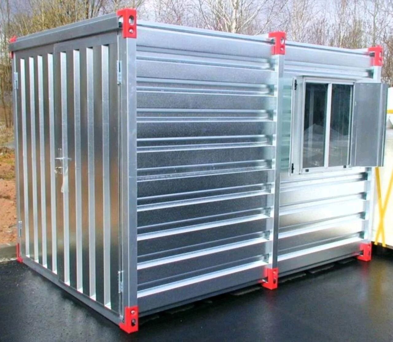 Plugins container