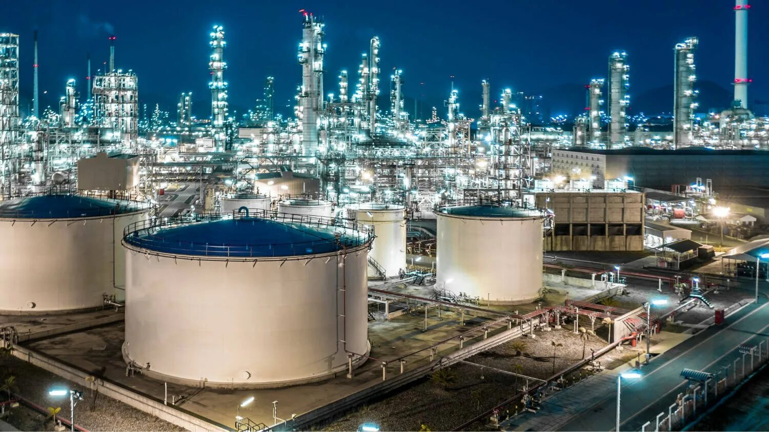 Особенности нефтеперерабатывающих предприятий