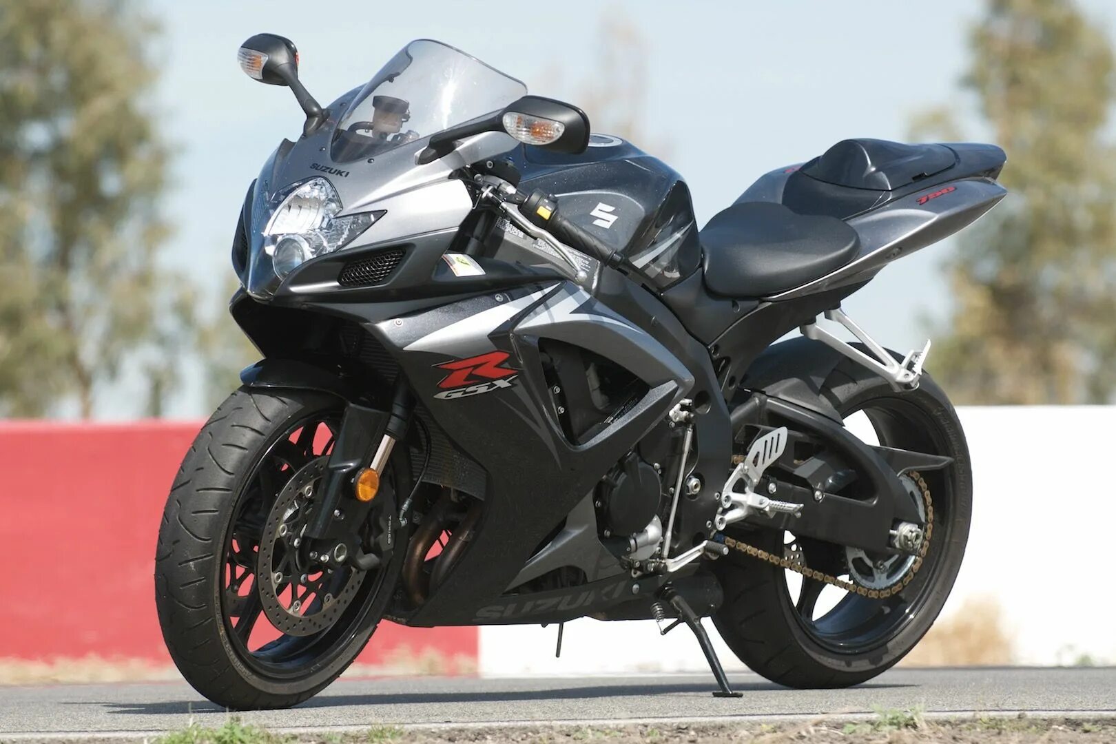 Gsxr 750. Suzuki gsx-r 250. suzuki gsx-r 750 k7. suzuki gsxr 750. сузуки 750 gsx r.