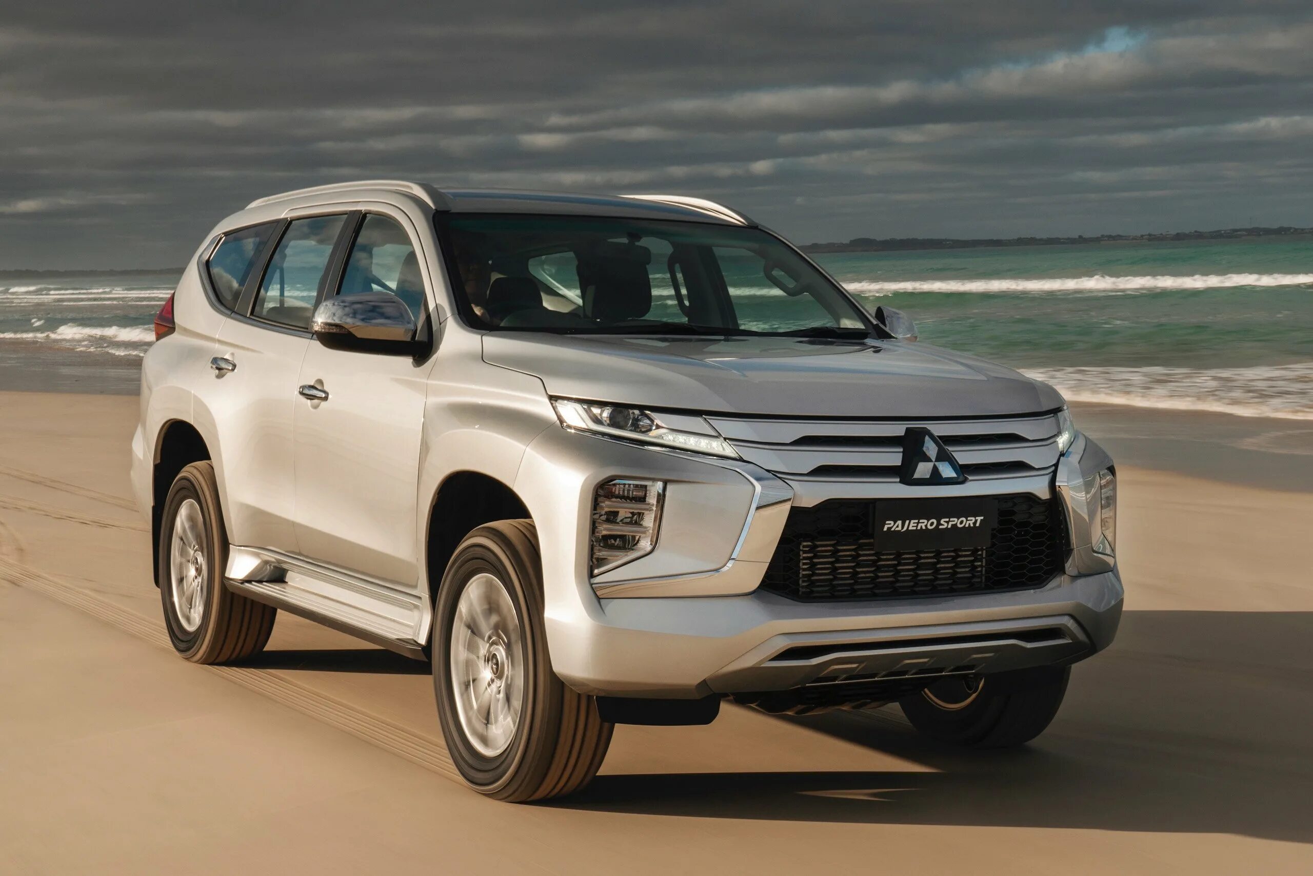 Новый mitsubishi pajero sport. Митсубиси Паджеро спорт 2022. Митсубиси Паджеро 2020. Новый Митсубиси Паджеро спорт 2022. Митсубиси ПОДЕРО 2020.