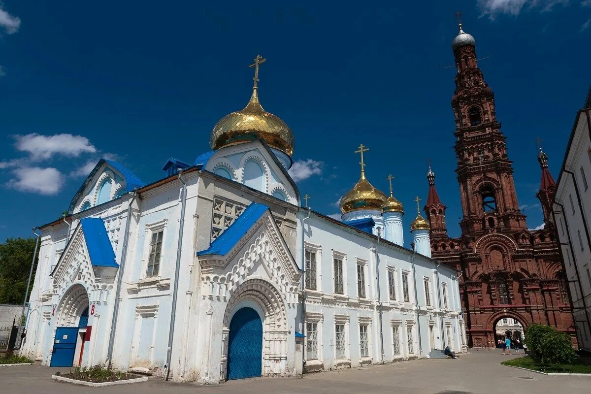 Приход казанской. Колокольня Богоявленского собора Казань. Богоявленская Церковь Казань.