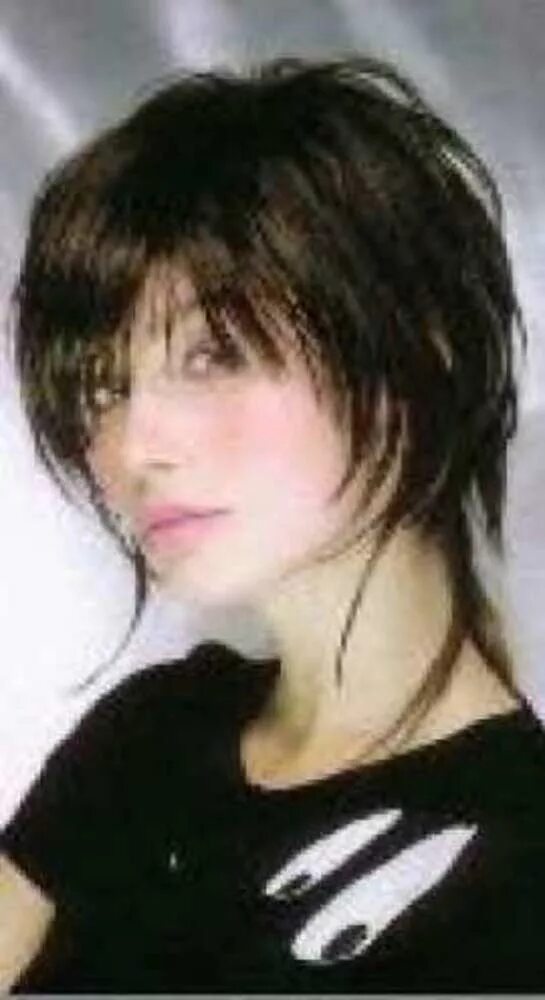Короткая стрижка с длинными прядями Long Asymmetrical Cortes de pelo largo, Cortes de pelo, Pelo largo liso