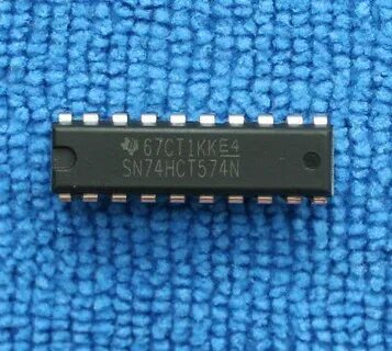 7925