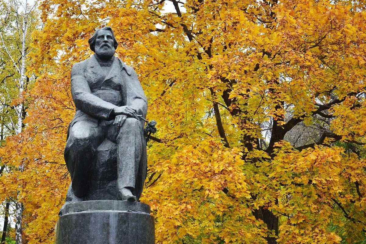 Город орёл памятник Тургеневу. Орёл город Тургеневс памятник Тургеневу.