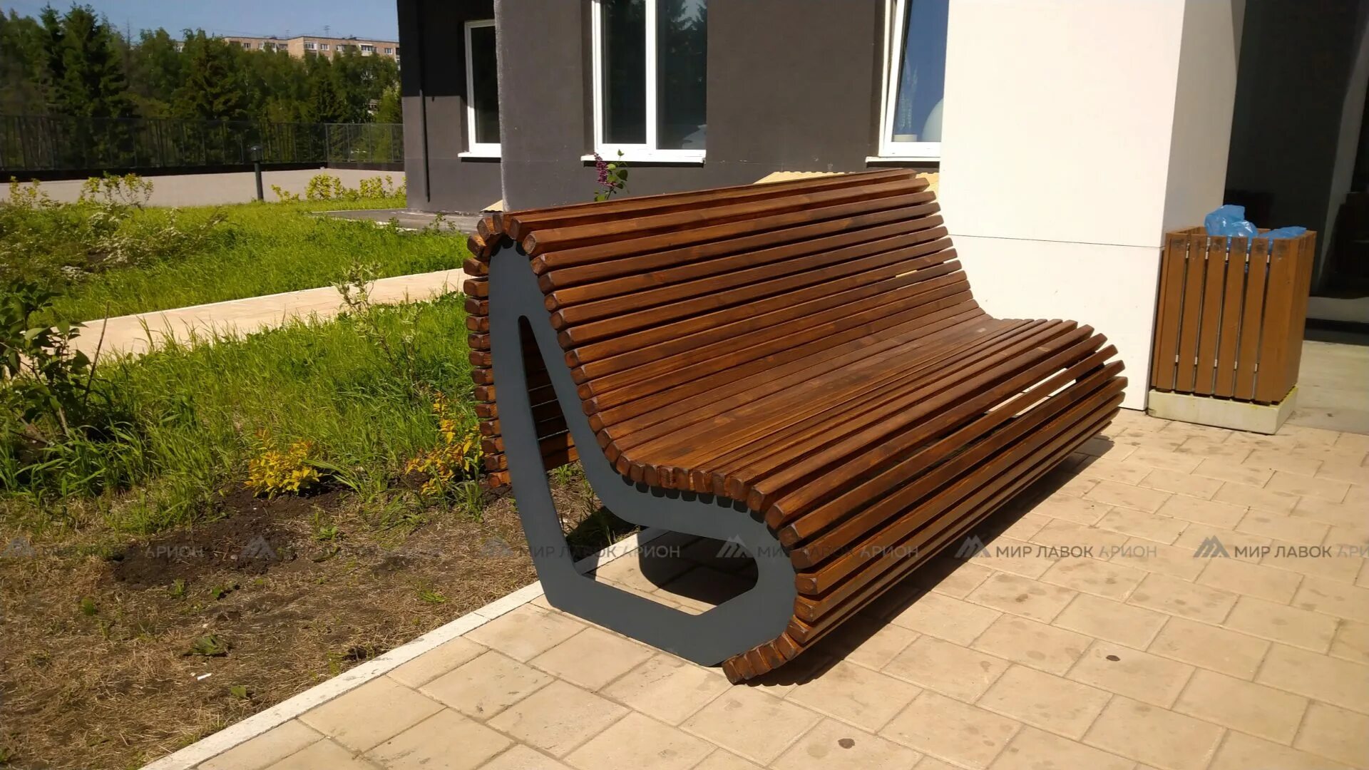 Новая лавка. Новые лавочки. Скамейка хоббика дуэт. Новая лавка. Скамейка аданат новая волна.