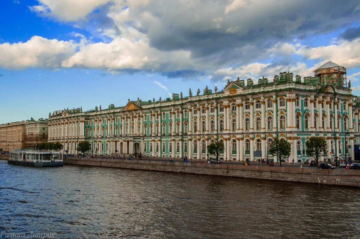 Окрестность санкт петербурга фото. Санкт Петербурге доспремичательности Санкт-Петербург. Санкт-Петербург Достопримечательство. Санкт Петербург достропечательности. Достопримечательные окрестности Санкт Петербург.