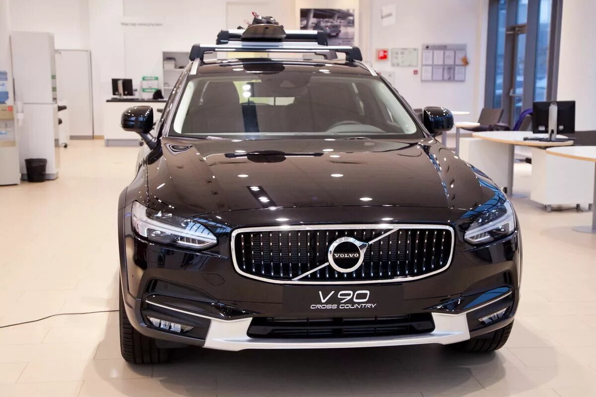 Вольво чья страна. Volvo v90 Cross Country. Volvo Cross v90 2015. Volvo xc90 Cross Country. Volvo v90 Cross Country 2021.