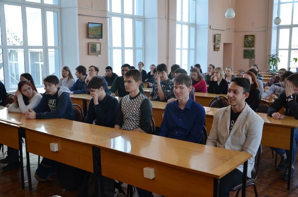 Ивановский промышленно экономический колледж. Ивановский промышленно-экономический колледж (ИВПЭК). ИВПЭК колледж Иваново. ИВПЭК 3 корпус. Иваново Индустриальный техникум.