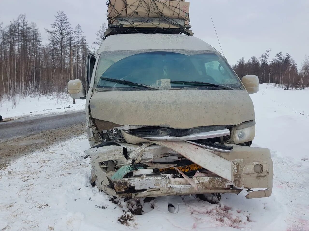 Вилюйском районе якутии. ФАД Вилюй. Тойота Хайс Якутск ДТП.