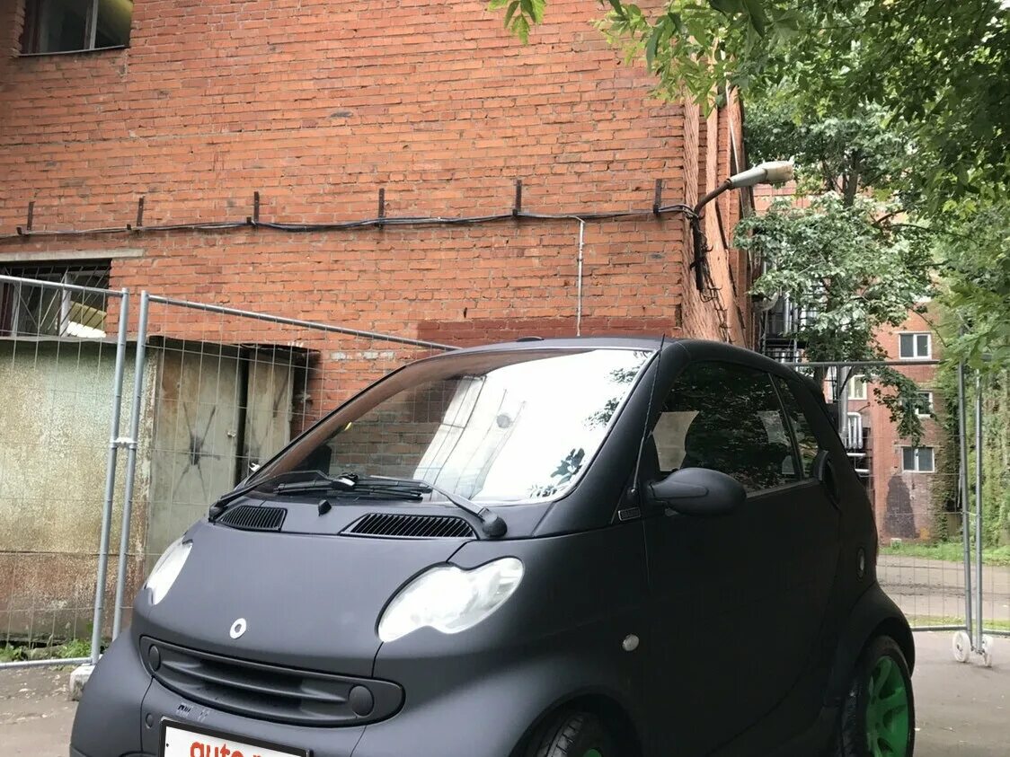 Купить б у смарт. Smart Fortwo 2001. Smart Fortwo 0.6 AMT, 2001,. Smart Fortwo 0.6 AMT. Смарт Мерседес 2001.