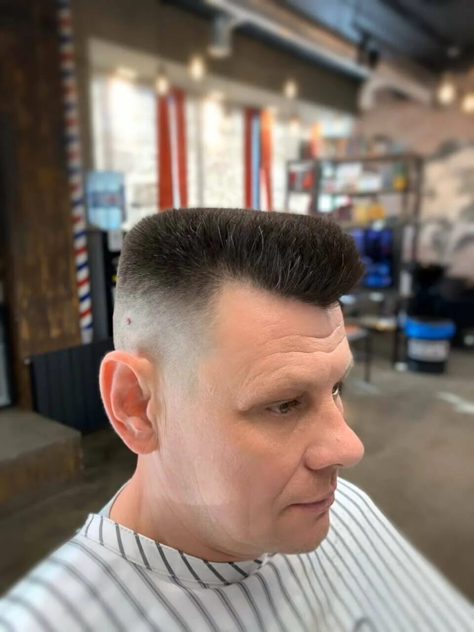 Мужские стрижки в барбершопах. Прическа москва. Булыгин кирилл барбершоп. Прическа москва. Московская стрижка мужская.