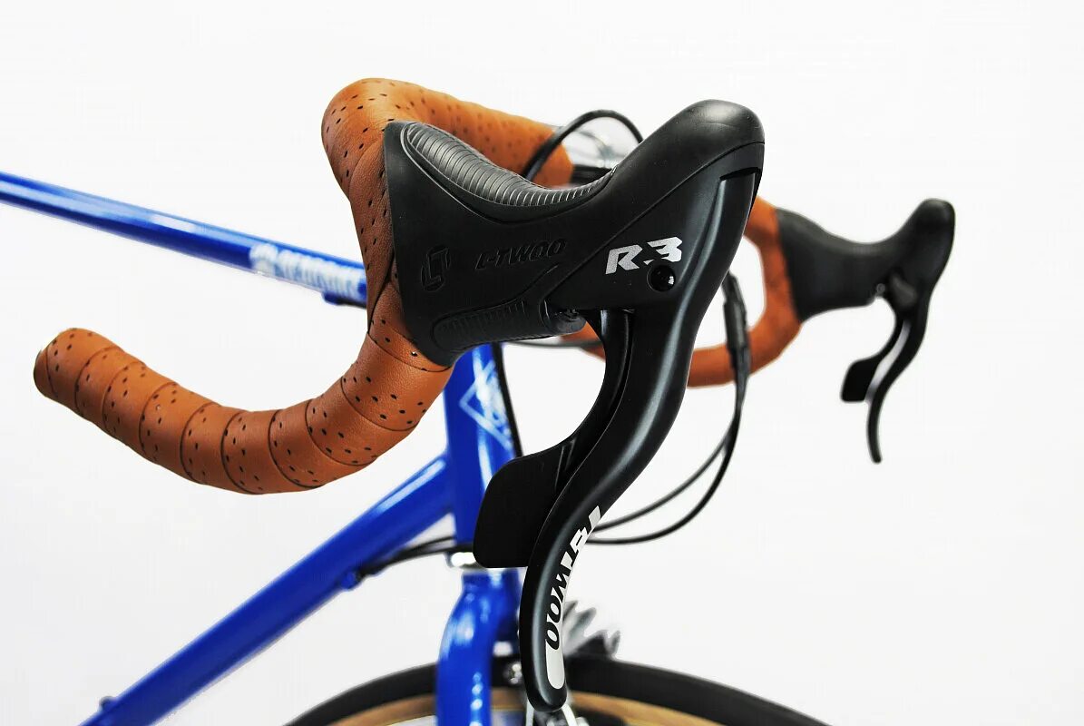 Фикс бирбайк. Велосипед шоссейный минск. Шоссейный велосипед micargi bicycles avant. Велосипед шоссейный минск. Велосипед минск черно красный.
