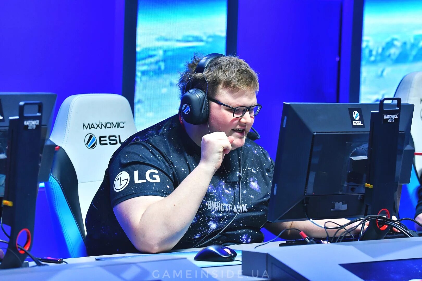 Похудевший бумыч. Егор флейми худой. Бумыч винстрайк. Кирилл михайлов boombl4. Flamie 2015.