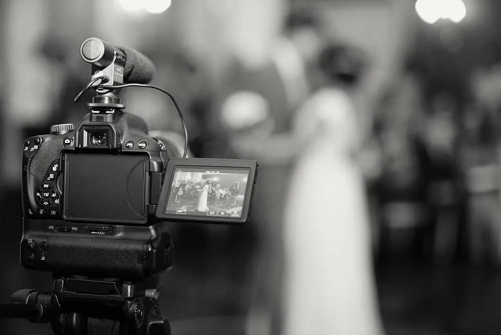 Скрытая фото- и видеосъемка. Видеосъемка несовершеннолетних. Видеограф дмитрий боярин липецк. Видеомонтаж съемка. Фон визитки видеооператор.