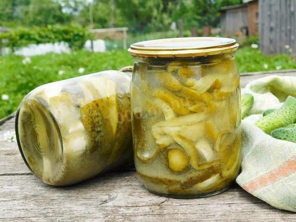 Рецепт огурцов с горчицей на зиму. Огурцы на зиму. огурчики в горчице на зиму. огурцы с горчицей. горчичные огурцы.