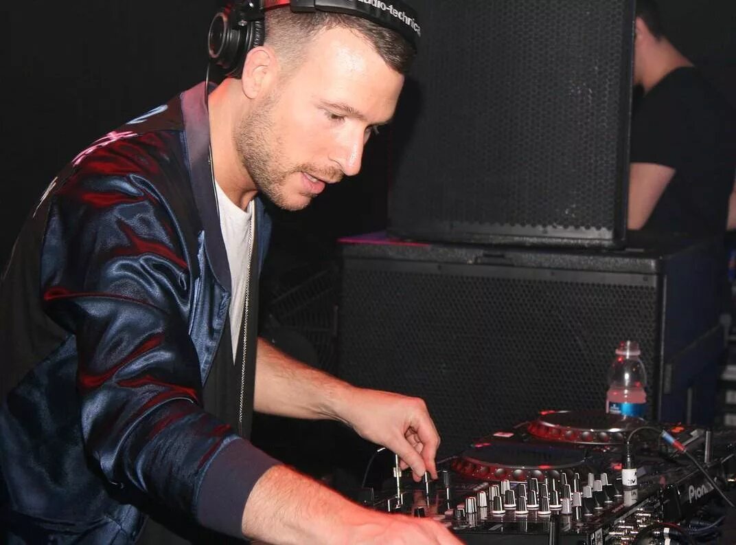 Дж вики. Дон Дьябло. DJ Diablo. Don Diablo DJ. Don Diablo Universe.