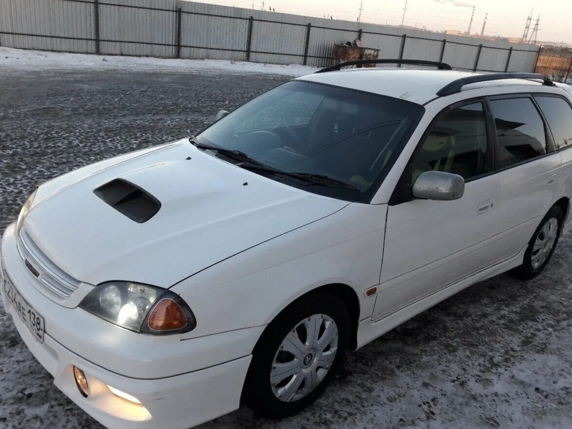 Тойота Калдина 1998. Toyota Caldina, 1998 год. Машина Тойота Калдина 1998. Toyota 1998 универсал.