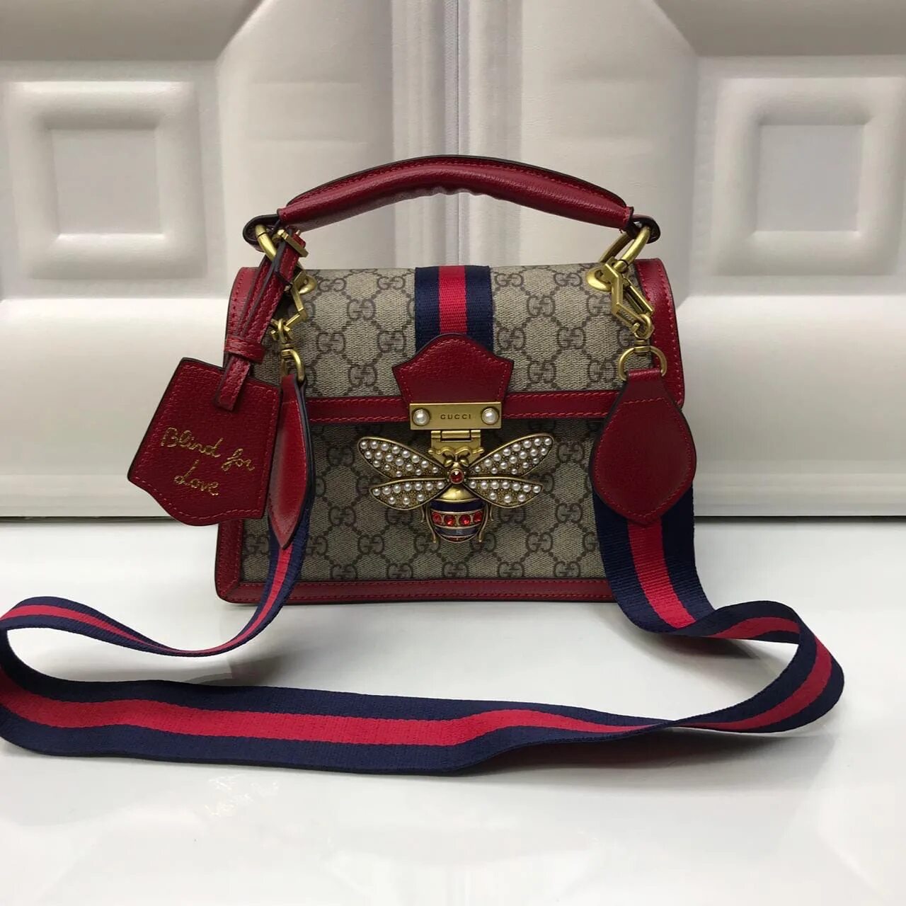 Сколько стоят гуччи оригинал. Сумка Gucci 323650. Сумка Gucci гуччи. Сумки гуччи Люкс. Сумка гуччи женская оригинал маленькая.