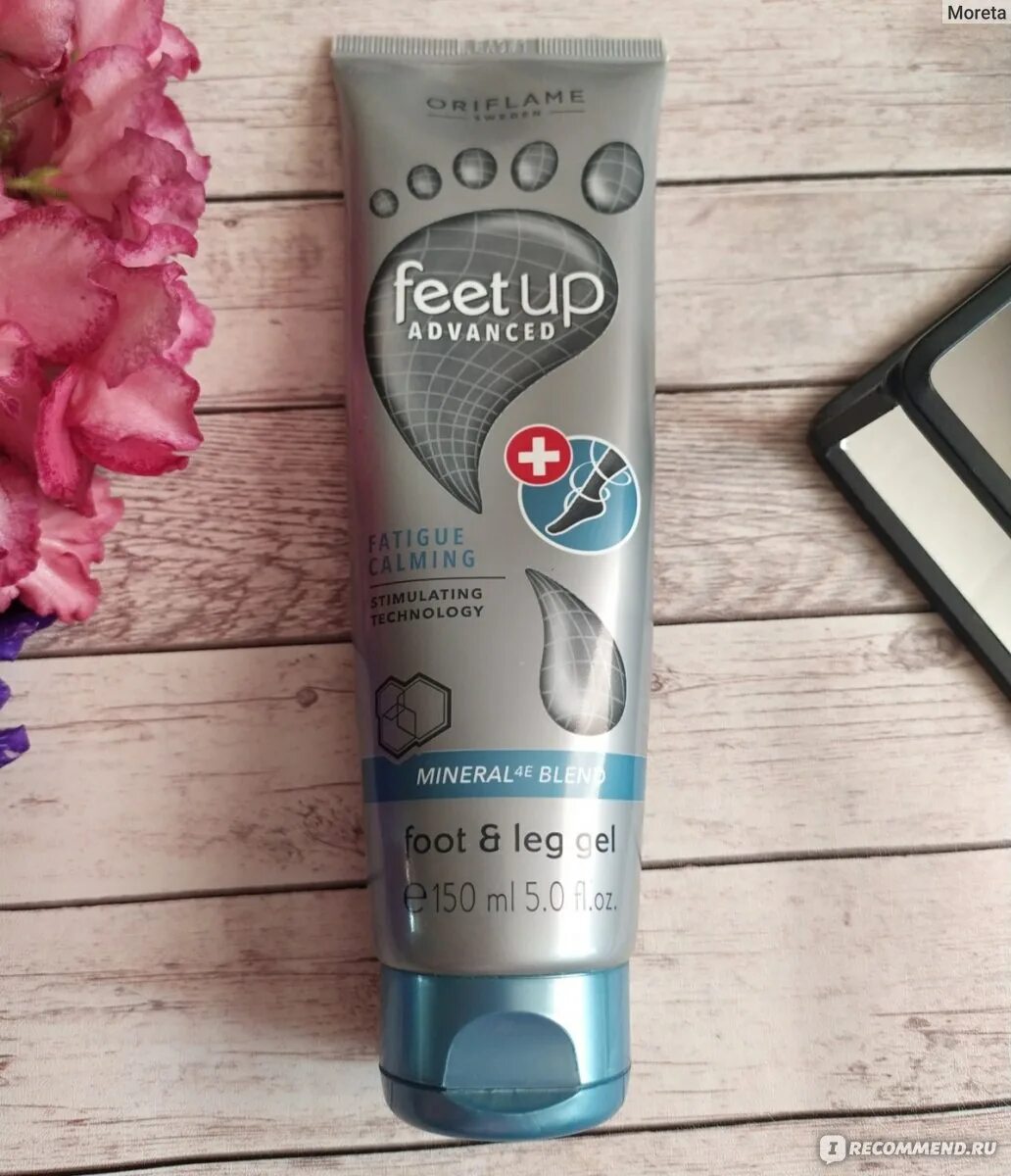 Спрей дезодорант для ног орифлейм. Feet up comfort орифлейм крем. Go feet up. Go feet up. Спрей для ног орифлэйм.