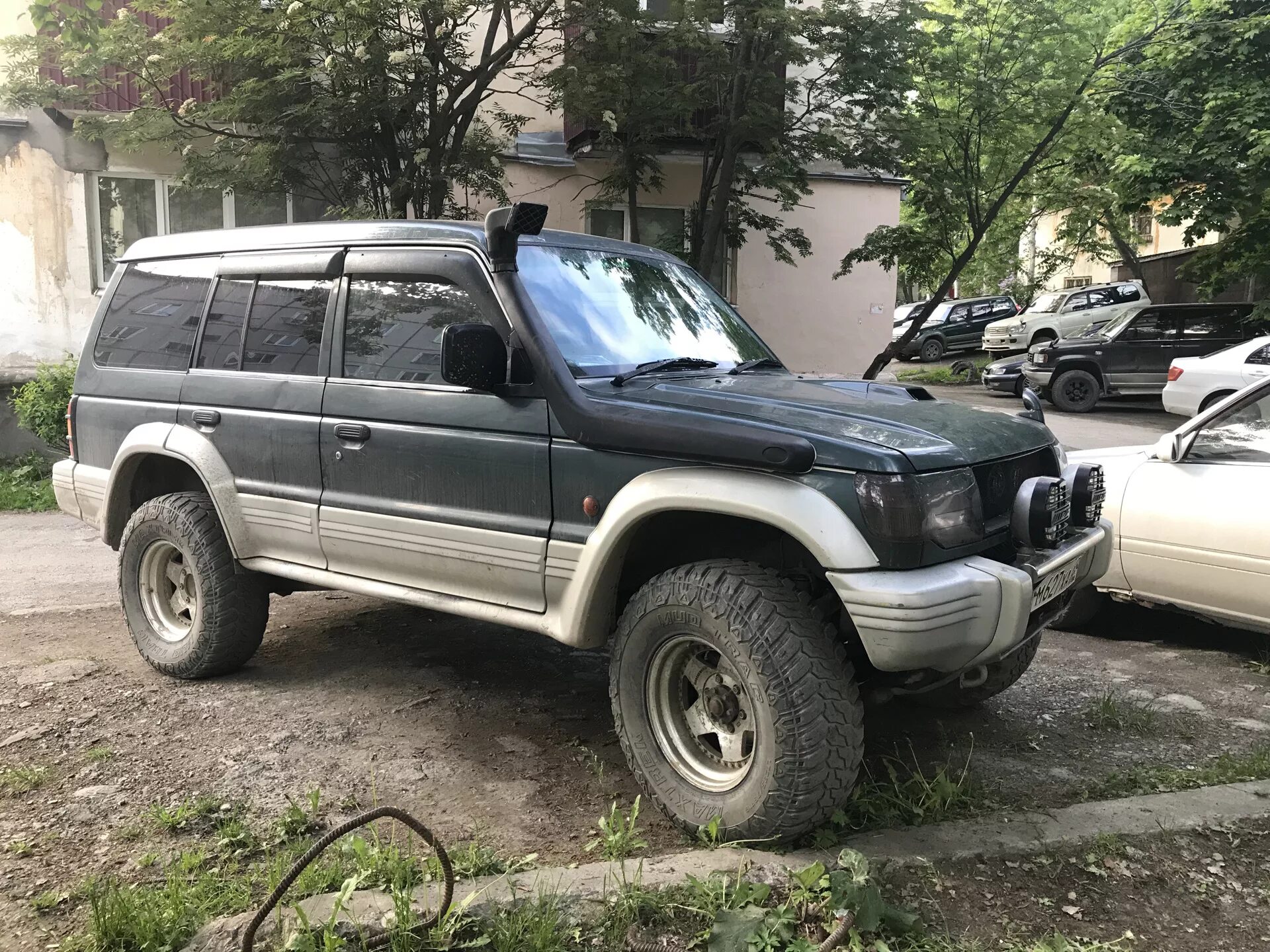 Купить ммс паджеро. Mitsubishi Pajero 1995. Pajero 2 1995. Mitsubishi Pajero 2. Шноркель на Mitsubishi Pajero 2.