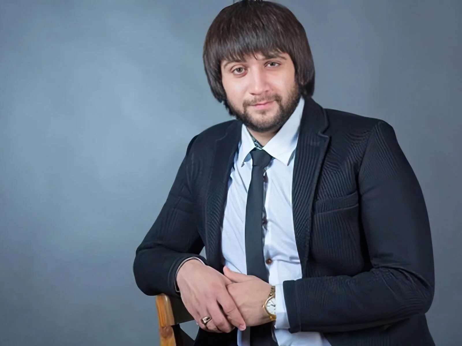 День джанмирзоев. Карие глаза эльбрус джанмирзоев текст. День джанмирзоев. Эльбрус джанмирзоев 2022. Эльбрус джанмирзоев 2014.