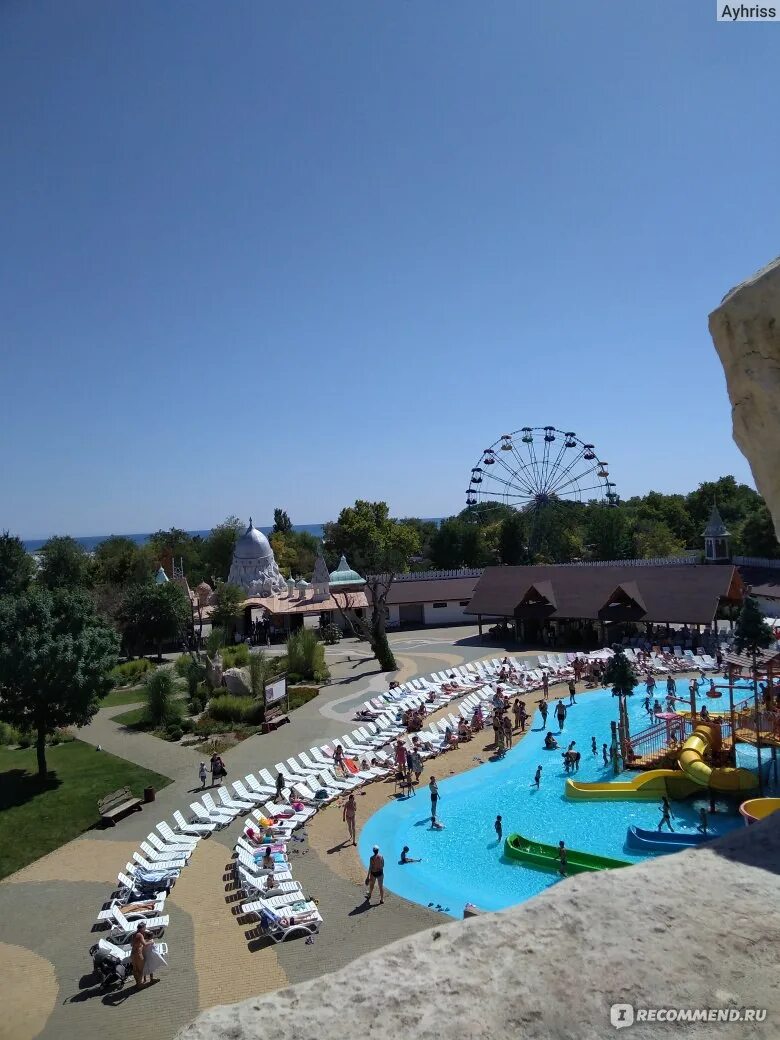 Евпатория. Куда пойти в евпатории. Парк лукоморье евпатория. Детей евпатория парк. Статуя геракла в евпатории.