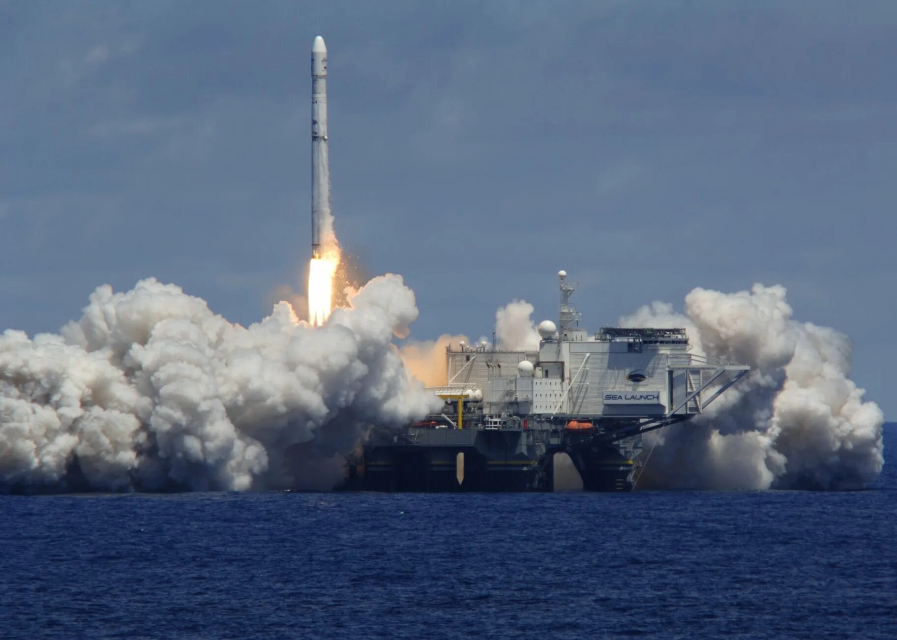 Морской старт плавучий космодром. Ракета Зенит морской старт. Морской старт «Одиссей». Космодром морской старт "Одиссей". Строительная группа ракета