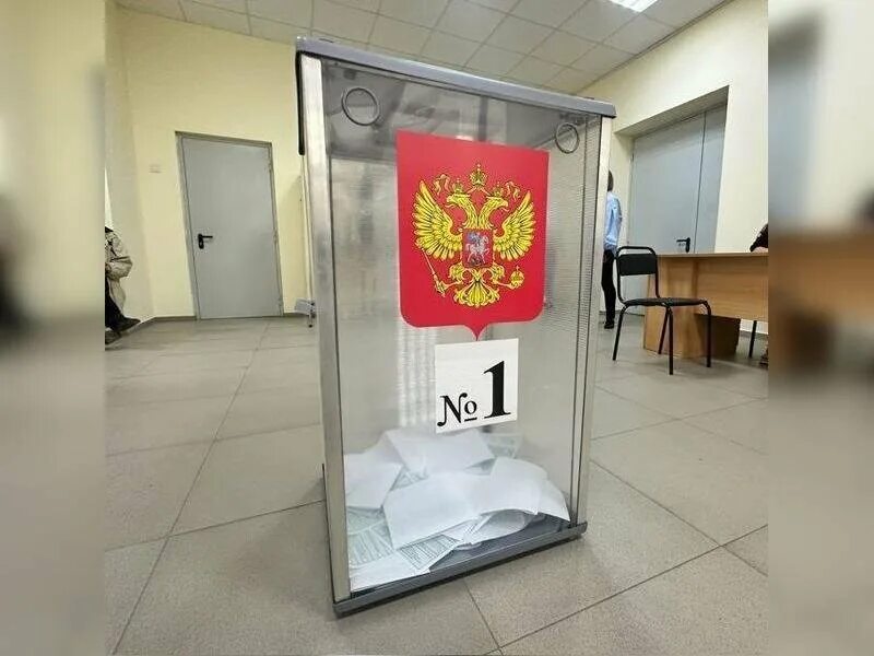 Фото после научных сессий. Явка на выборах. Победил на выборах. Election of presbyters. Выборы в румынский парламент.