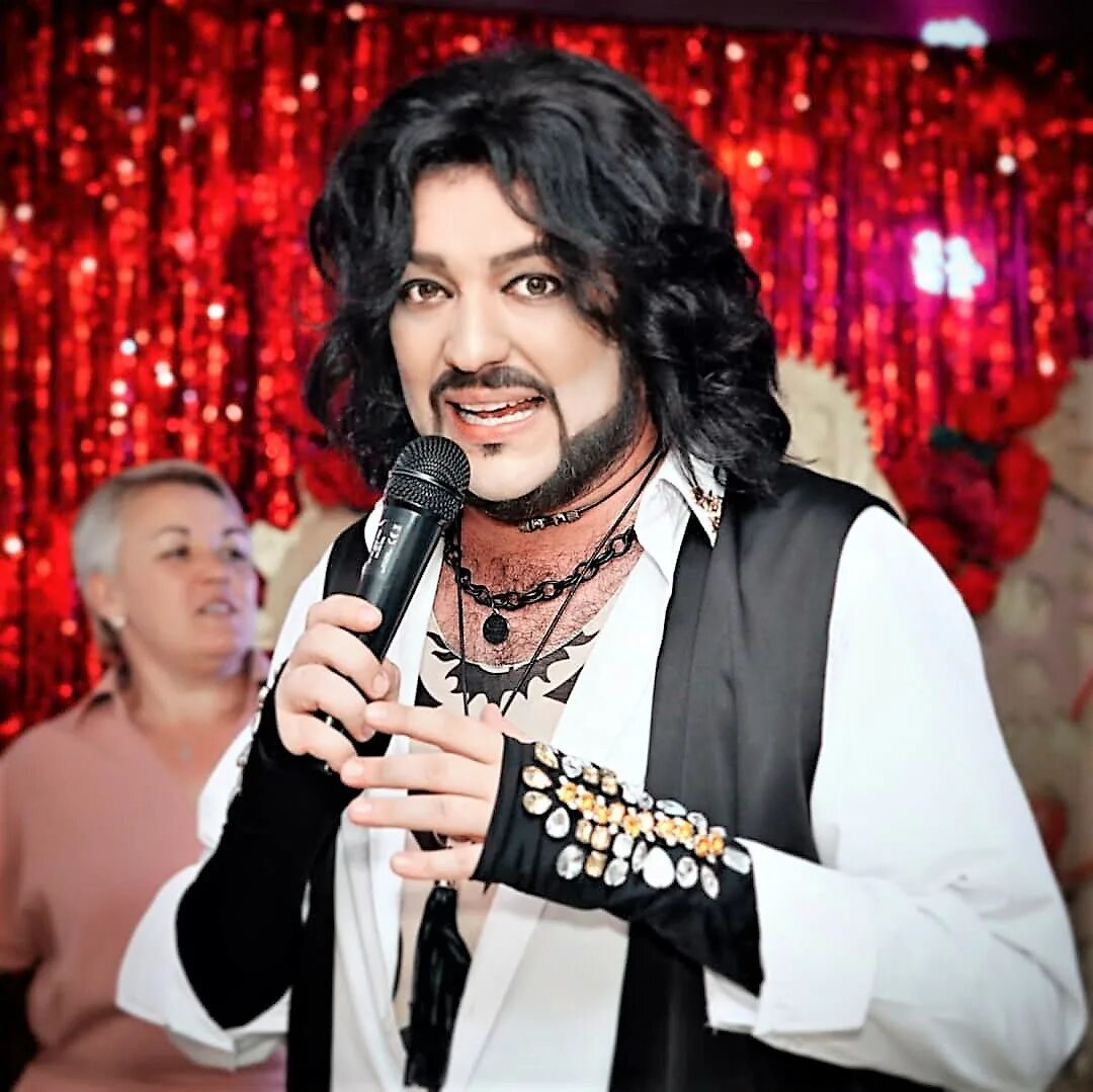 Актеры пародисты мужчины. Геннадий ветров 2021. Певец пародист песков. Ветров, геннадий анатольевич. Пародисты эстрады.