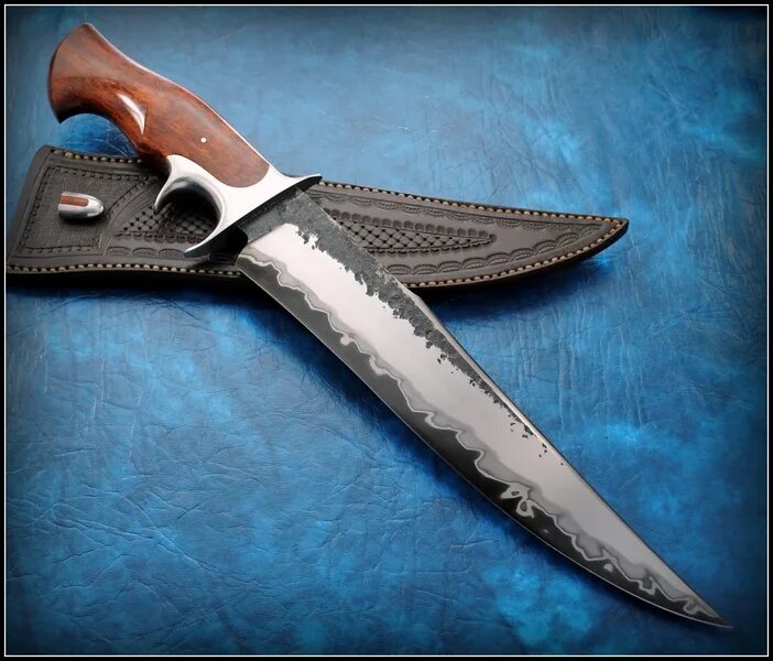 Sub sub folder. Нож сабхилт. sub hilt custom knives. нож файтер.