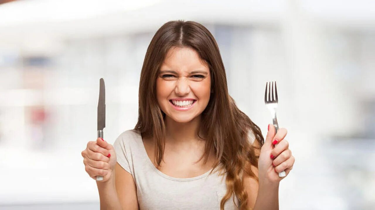 Деву хочу есть. Плохой аппетит. Деву хочу есть. Человек хочет есть. Деву хочу есть.