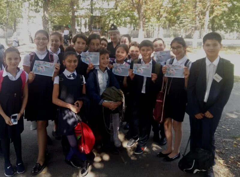 Школа 7 владикавказ им а с пушкина. Школа 7 владикавказ. 17 школа владикавказ. 17 школа владикавказ. Директор 26 школы владикавказ.