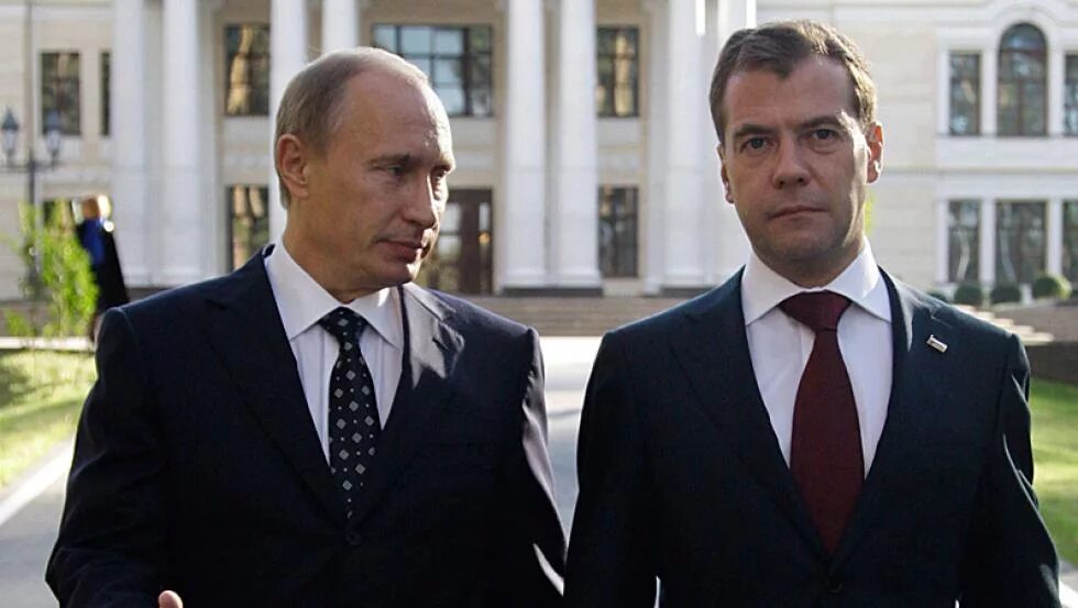 Сентябрь выдавать