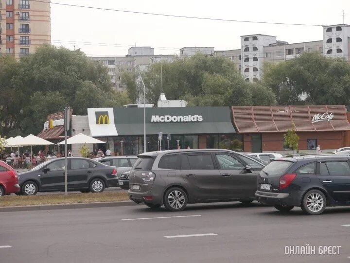 Есть ли макдональдс в белоруссии. Макдональдс беларусь. брест макдональдс. есть в беларуси макдональдс. кому сейчас принадлежит макдональдс.