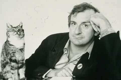 Дуглас адамс