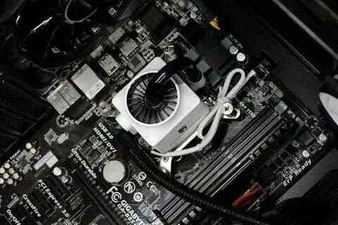 Почему на 4060 не крутятся вентиляторы