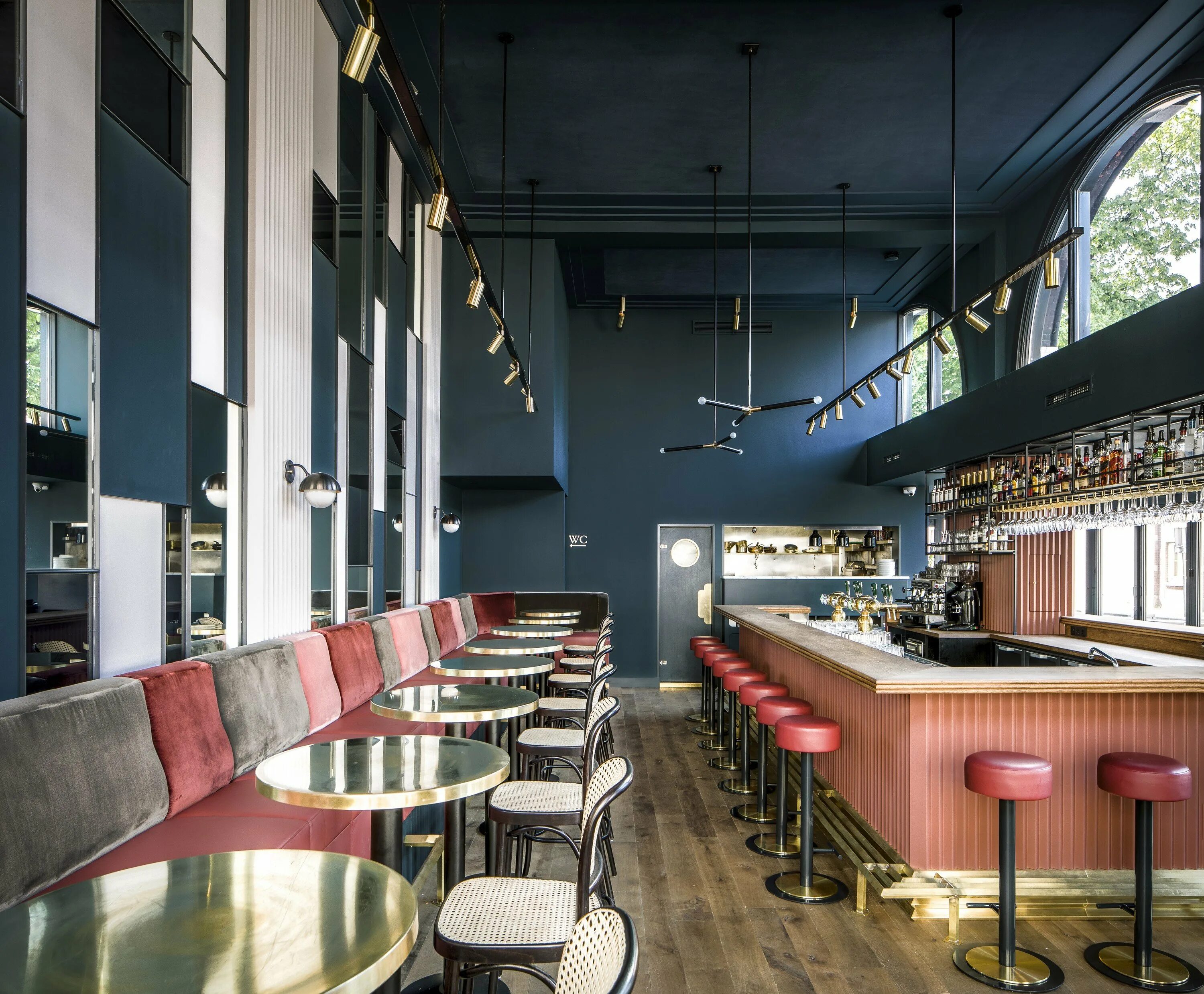 Cafe bar