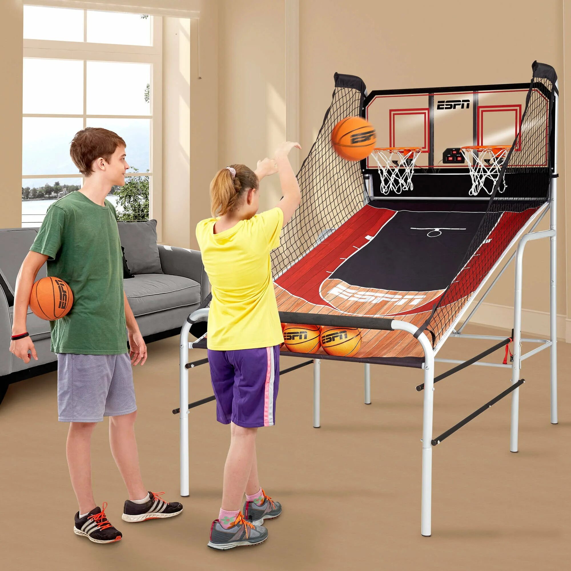2 player games basketball. Настольные игры спорт (баскетбол).. большие и компактные спортивные игры. shoot basketball game 2 игрушки. матис тейбл баскетболист.