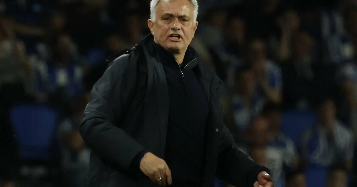 Жозе моуринью. Моуринью 2023. Жозе моуриньо 2023. Mourinho in rome. Жозе моуринью.