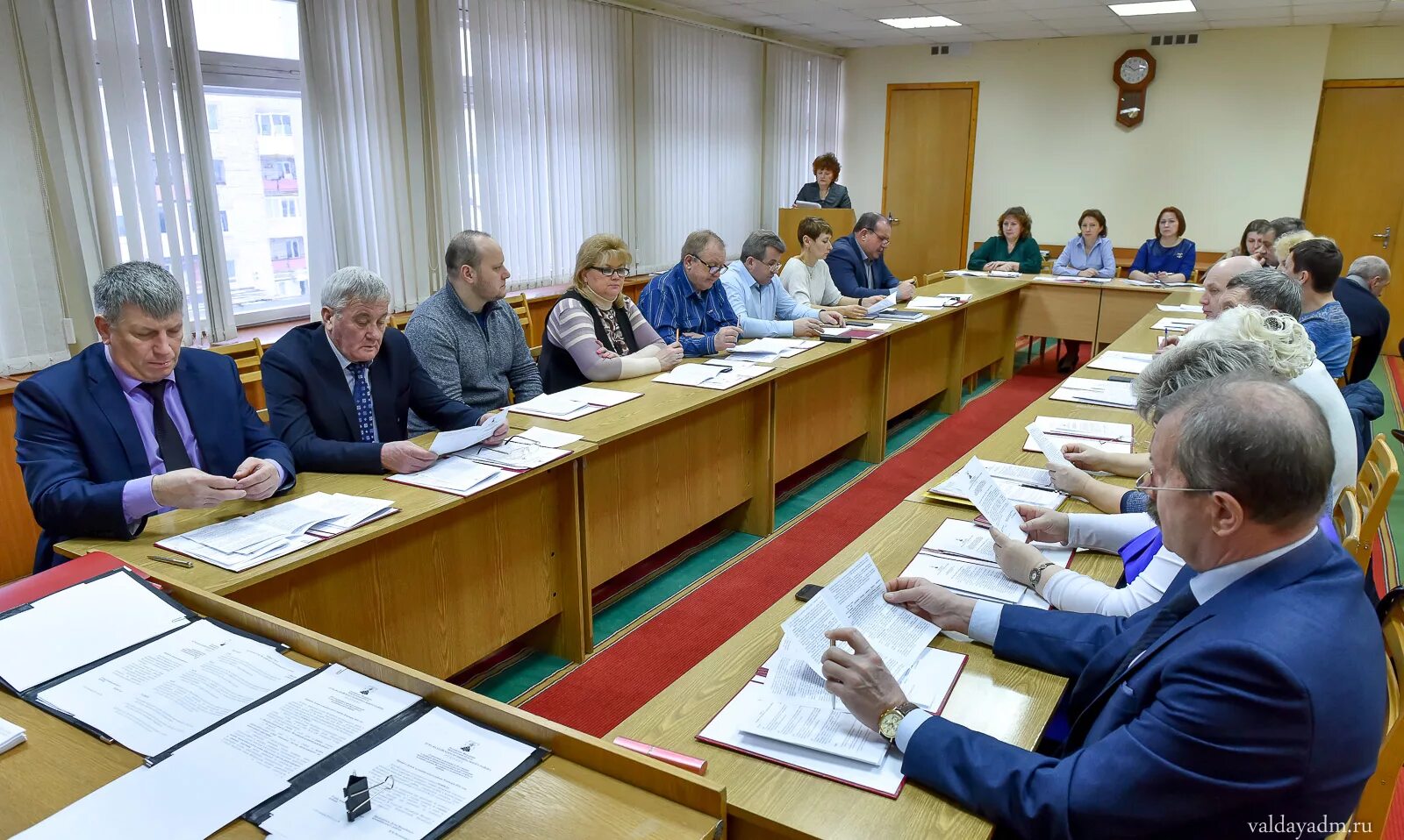 Валдайский суд новгородской области. Дума Новгородского района. Администрация Новгородского муниципального района. Администрация Валдайского района. Валдай город администрация\.