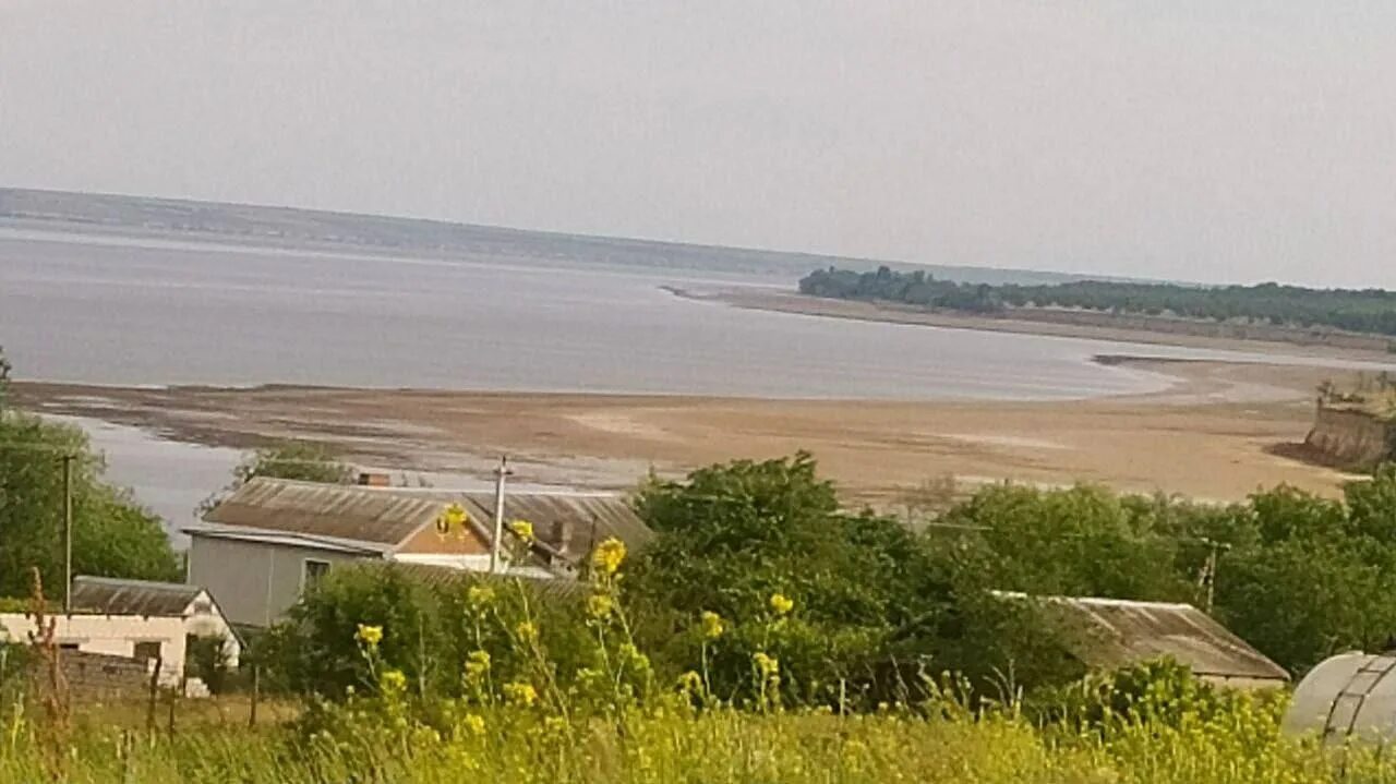 Каховское водохранилище обмеление. Берег Каховского водохранилища. Каховское водохранилище сейчас. Обмелевшее Каховское водохранилище сейчас.