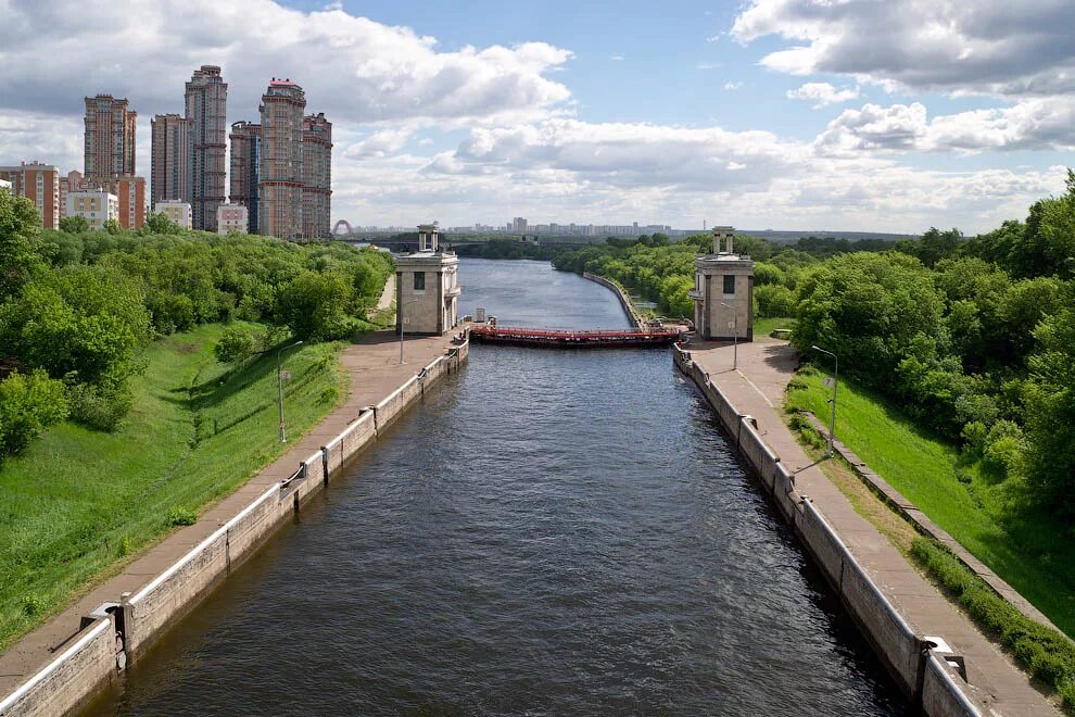 Каналы реки ея. Канал им Москвы. Канал реки Москвы Тушино. Шлюз в Тушино на канале имени Москвы. Канал Москва река Волга.
